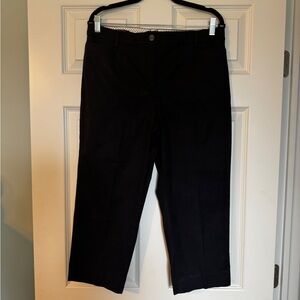 Talbots Slim Leg Perfect Skimmer Classic Black Cropped Pants 10